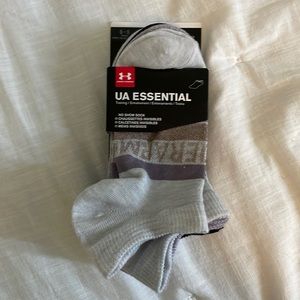 under armor socks NWT